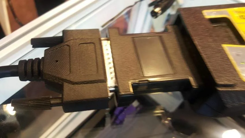 Xhorse XDMB10EN VVDI MB Tool Power adapter work with VVDI Mercedes W164 W204 W210 for Data Acquisition - Adapter and connection details